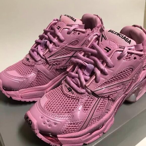Balenciaga Runner - Picture 6 of 8